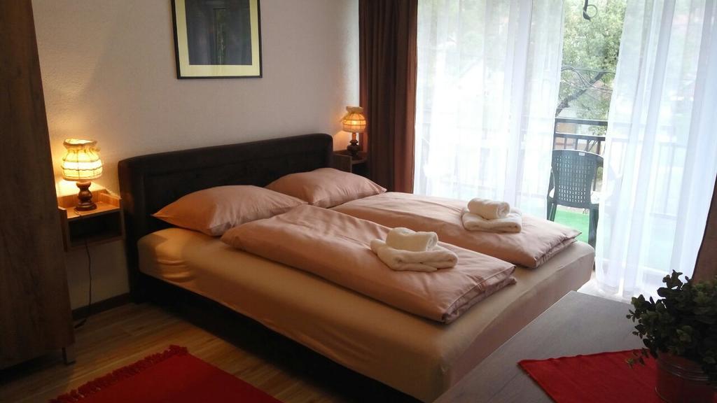 Apartments Victoria 022 Връдник Екстериор снимка