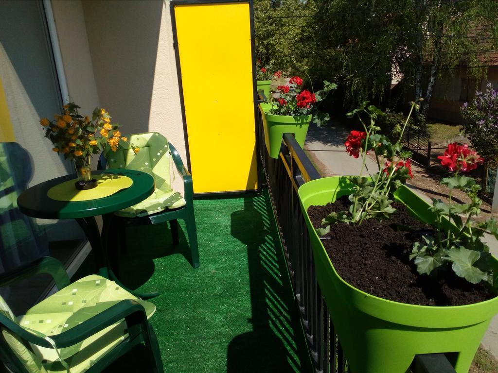 Apartments Victoria 022 Връдник Екстериор снимка