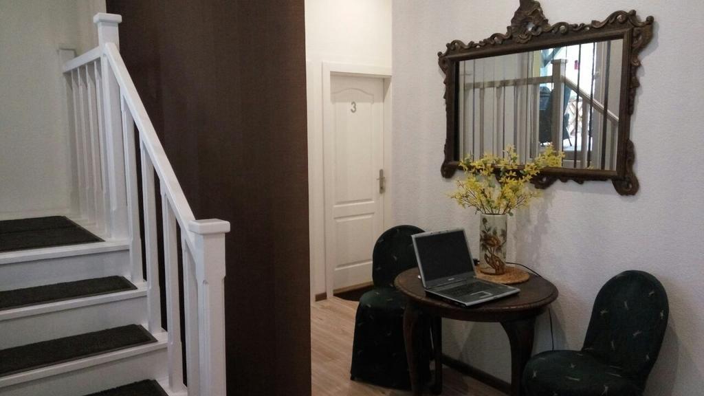 Apartments Victoria 022 Връдник Екстериор снимка