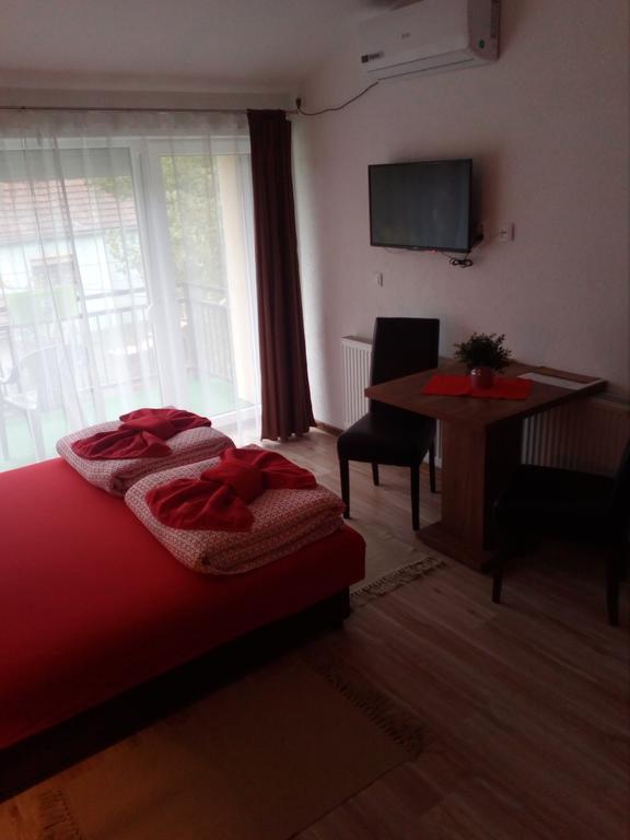 Apartments Victoria 022 Връдник Екстериор снимка